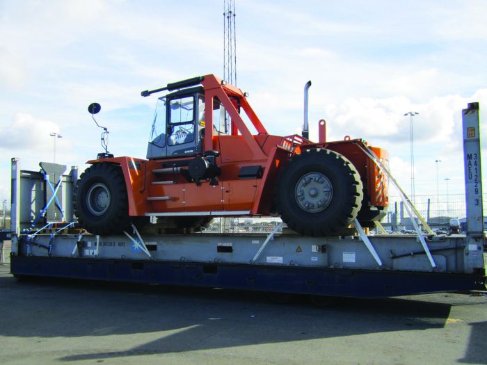 Flat Rack Lashing Application Heavy Machinery – Cargo Restraint Systems Pty Ltd Flat Rack Lashing Application Heavy Machinery