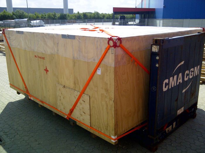 Big Crate Secured on Flatrack with Cordlash and Corner Lashing Plate Cargo Restraint Systems Pty Ltd