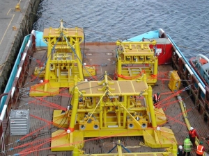 Oil and Gas Equipment Secured with Cordstrap Cordlash Heavy Duty Lashing