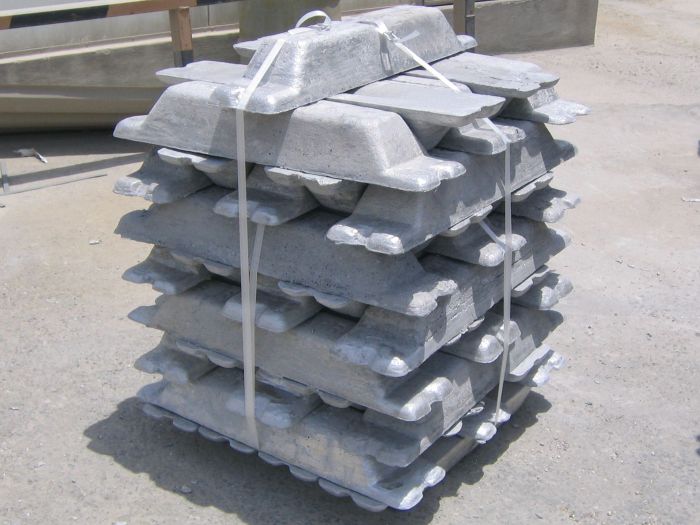 Strapping Aluminium Ingots with Cordstrap
