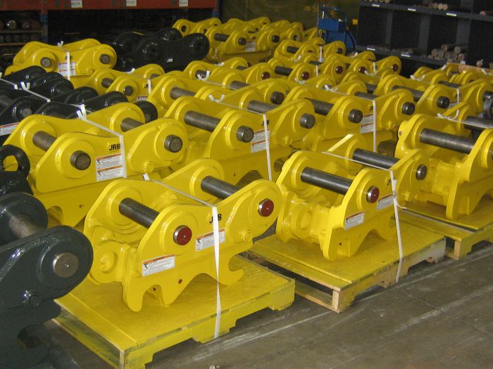 Attachments Cordstrap on Attachments Mining and Earth Moving Partsing and Earth Moving Industry on Pallets with Non Steel Strapping