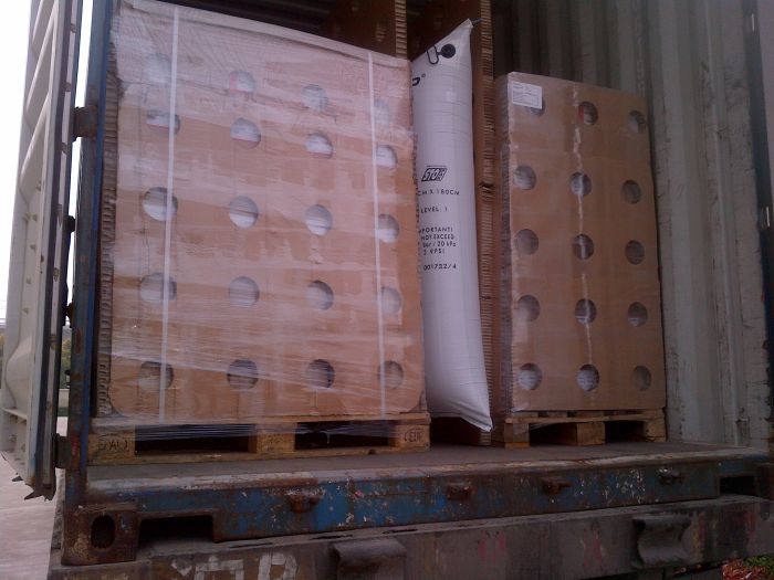 Dealing with Open Voids in Shipping Containers