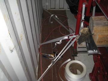 How to secure heavy machinery in shipping containers