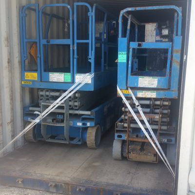 Machinery in container secured with Cordstrap composite lashing