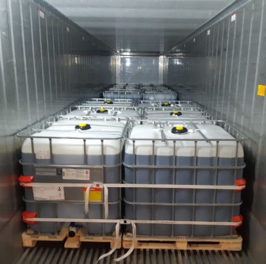 Reefer Lashing Point and AnchorLash securing IBC's in Reefer container