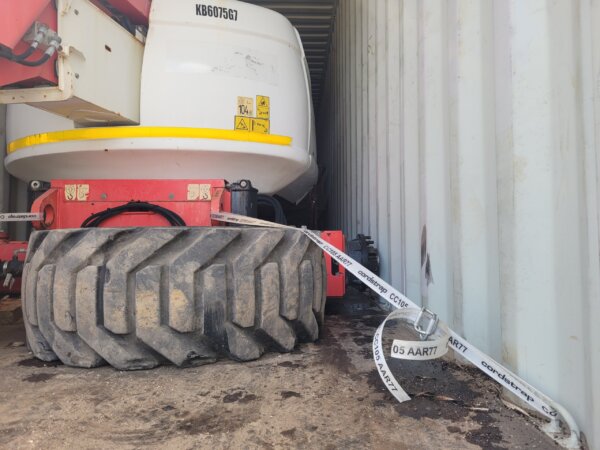 Securing Heavy Machinery in shipping container with Cordstrap composite lashing CC105